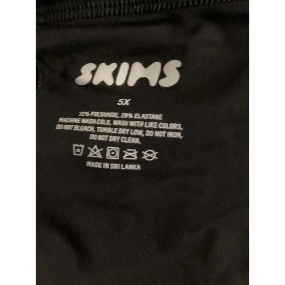SKIMS Mens Sport 9 Inch Boxer Brief Obsidian Black Size 5X BO-BBR-5354M NWT